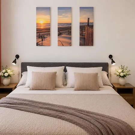 Perello Old Town Гостьовий будинок 3*