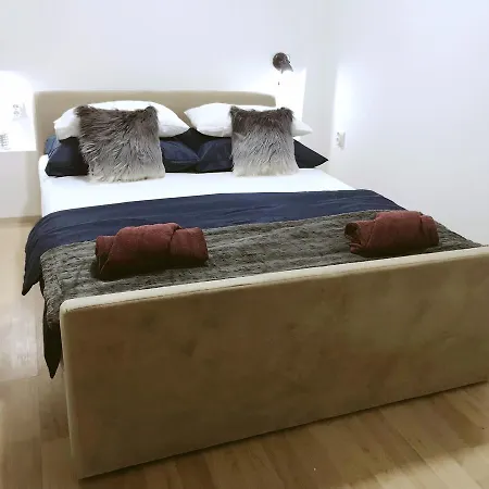 Гостевой дом Perello Old Town 3*