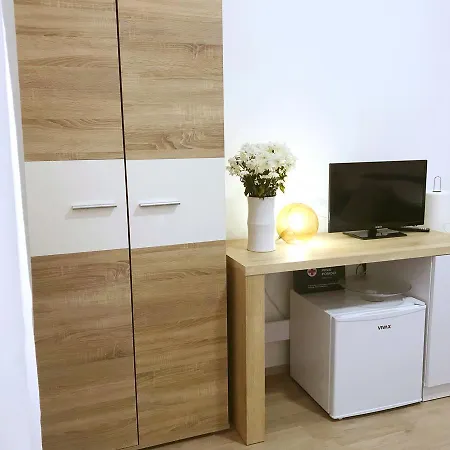 Perello Old Town Гостевой дом