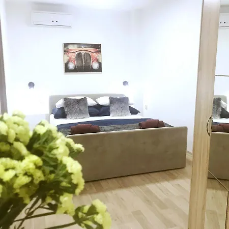 Perello Old Town Guest house 3*