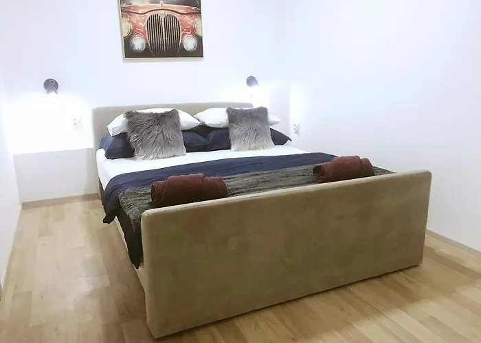 게스트하우스 Perello Old Town 3*